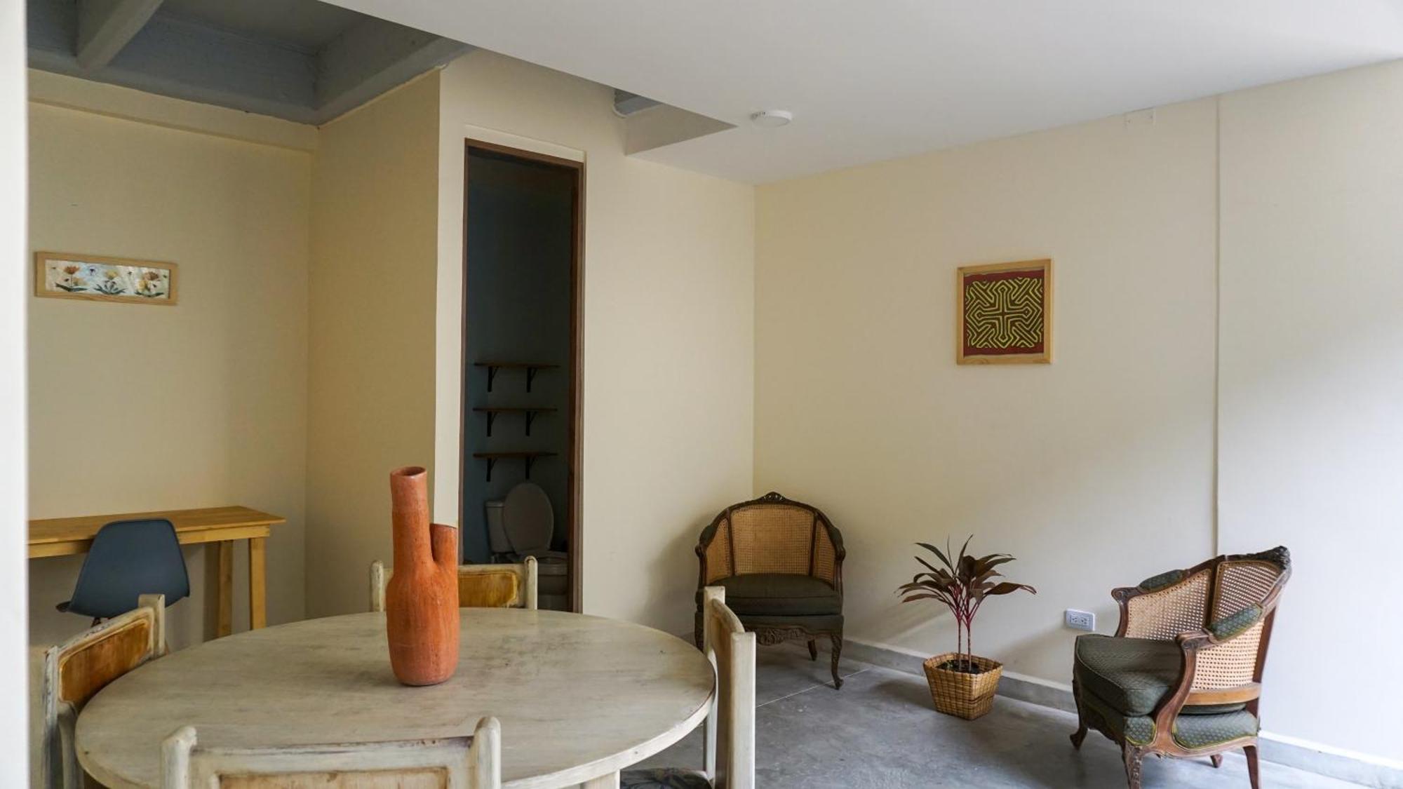 Bed and Breakfast Selva House à Medellín Extérieur photo
