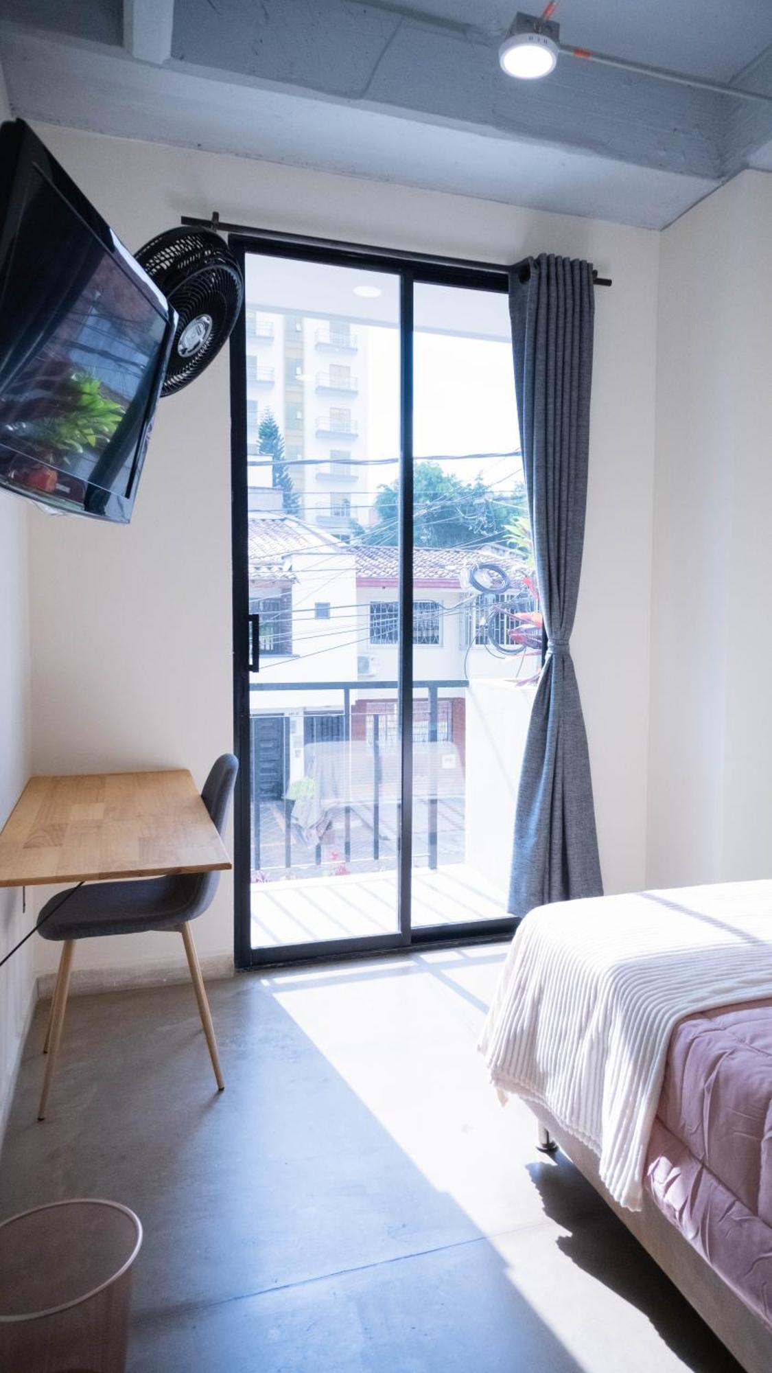 Bed and Breakfast Selva House à Medellín Extérieur photo